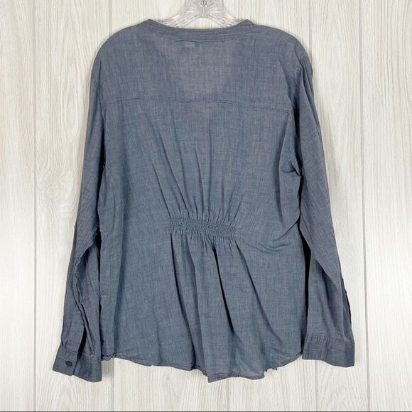 Torrid 2 Chambray Blouse - Picture 2 of 7